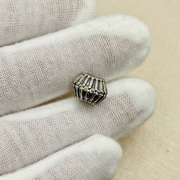 EUC Pandora 790545CZ Sterling Silver Show Stopper Charm w/ Clear Zirconia - Picture 5 of 8